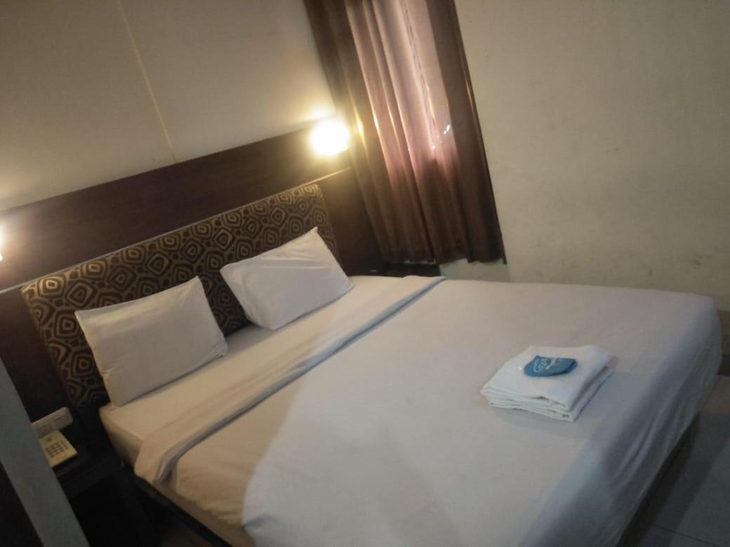 Penthouse Hotel Jakarta Buitenkant foto