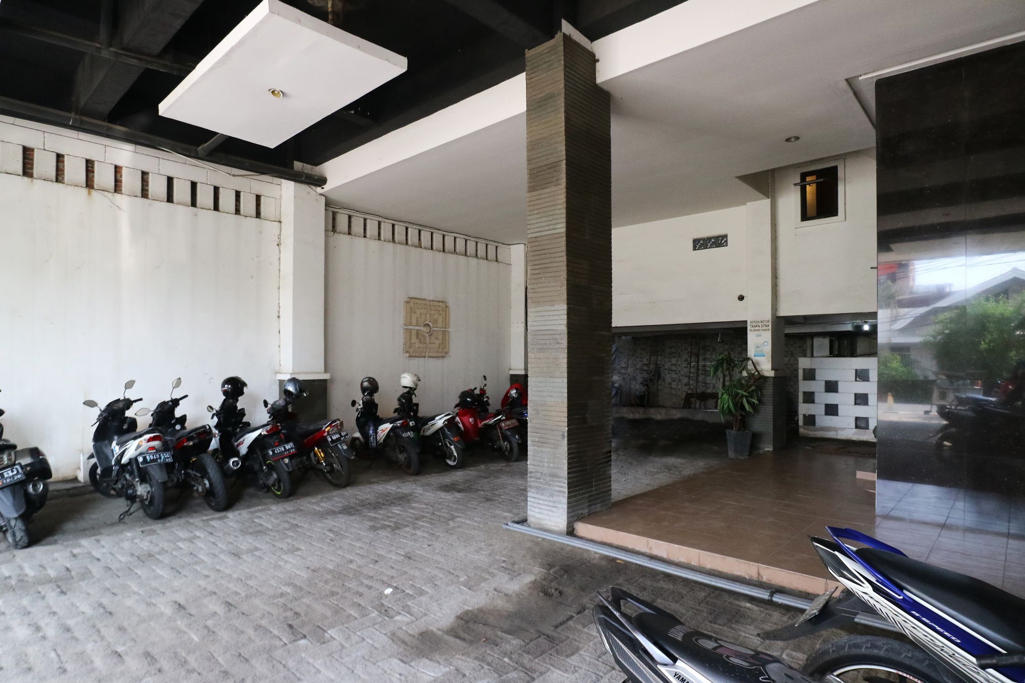 Penthouse Hotel Jakarta Buitenkant foto